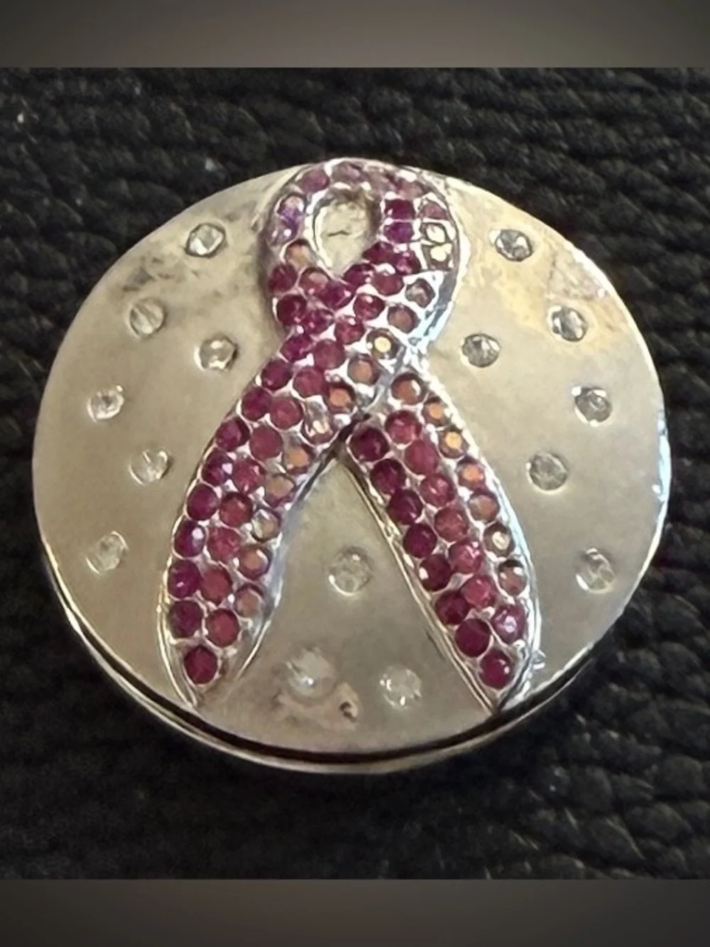 Magnolia and Vine Grand Snap with the Breast Cancer Support Symbol